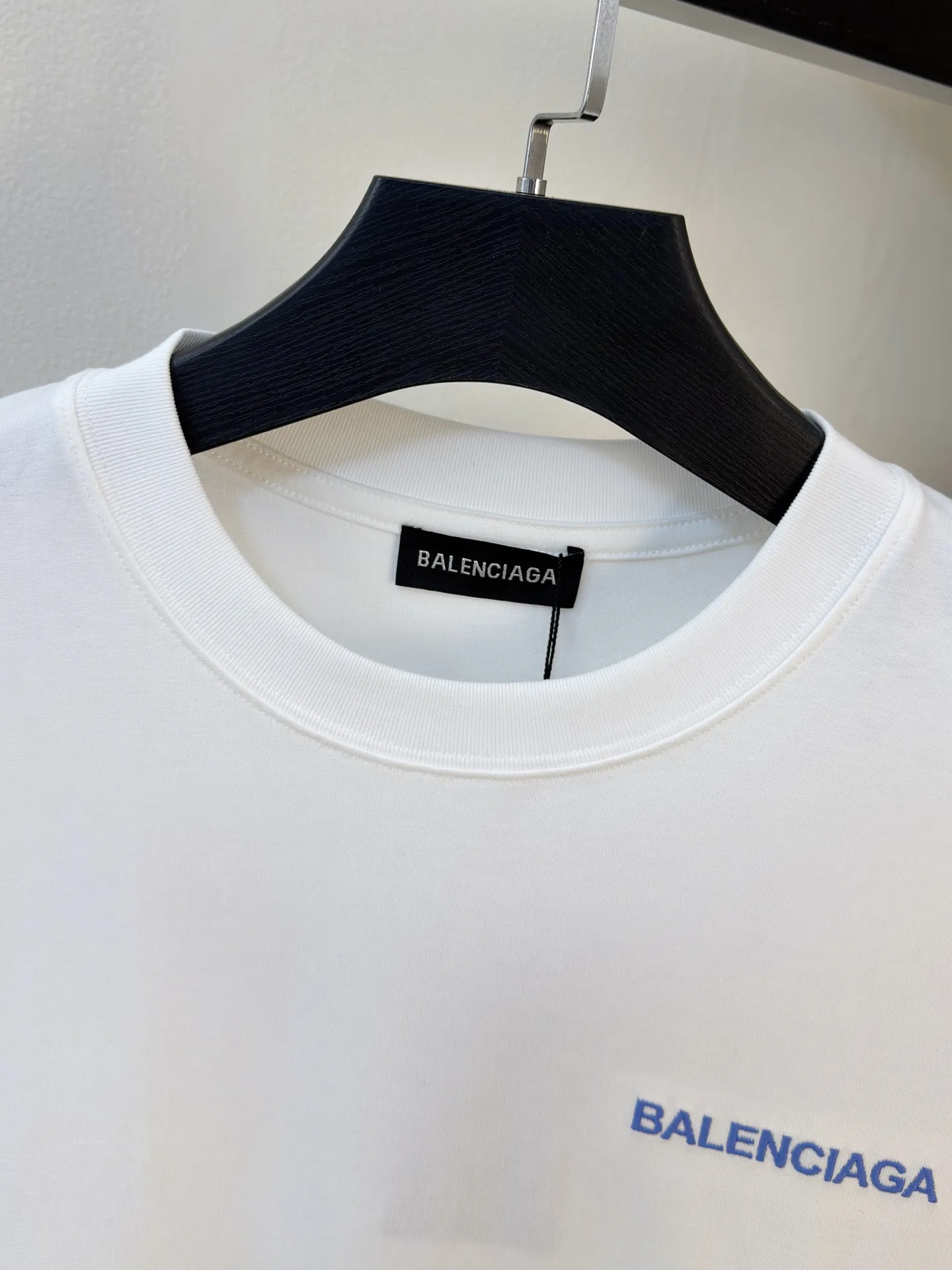 P190 New Arrival New Arrival T Premium ！ logo Premium . . . . . ！ ：Black White Sizes：M 3XL
